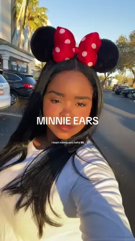 minnie ears 4 LYFEEE! #minnieears #minnie #mickeyandminnie #mickeymouseears #disneyears #disneyworld #disneyparks 