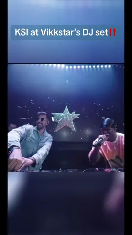 KSI supporting Vikk!! #ksi #vikkstar123 #djset #sidemen #calfreezy #fyp #viralvideo #foryoupage 