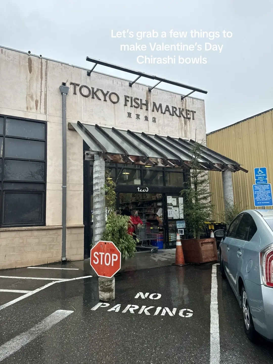 When Valentine’s day is on a wednesday homemade chirashi bowls sounds like a good plan! #chirashi #asianfood #groceryshopping 