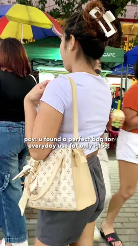 totally regret pf buying this bag kasi gamit na gamit kona talaga syaaa love it so much!!❤️ #bagforwomen #bagrecommendation #affordable #twowaybag #slingbagforwomen 