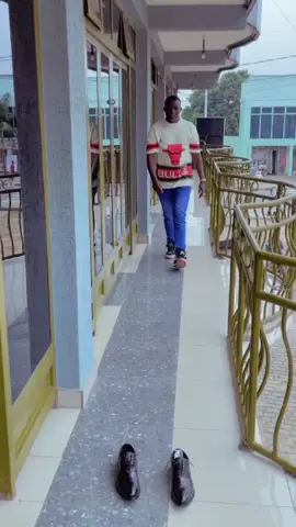 fashion designer @thetrainerofficial  @Dj General Benda 🇷🇼  @VISIT RWANDA 🇷🇼 