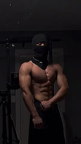 🥶🥶🥶 sesh #04 #추천 #calisthenics #맨몸운동 #foryourpage #fyp #GymTok #운동동기부여 #동기부여 #motivation #viral #workout #헬스 #pullup #바디체크 #bodybuilding #motivational #back #demon 