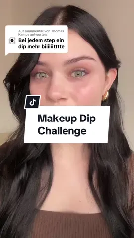 Antwort auf @Thomas Kamps #onedip #makeupchallenge #makeup #funnymakeup #funnychallenge #challenge #drogeriemakeup #makeuptutorial #fyp #fürdich #onedipchallenge #catrice #onedipmakeupchallenge #onepumpchallenge #essencecosmetics #viralmakeuptrend #makeuptrend 