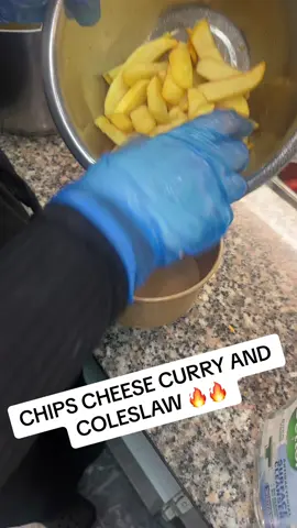 CHIPS CHEESE CURRY AND COLESLAW YAY OR NAH?! 🔥🔥 #mollysdeli#chips#fries#coleslaw#curry#cheese#FoodTok#foodtiktok#fastfood#takeaway#deli#scottishfood#scottishtiktok#fastfoodtiktok#takeawayfood#coatbridge#glasgow#viral#fyp#fylシ 