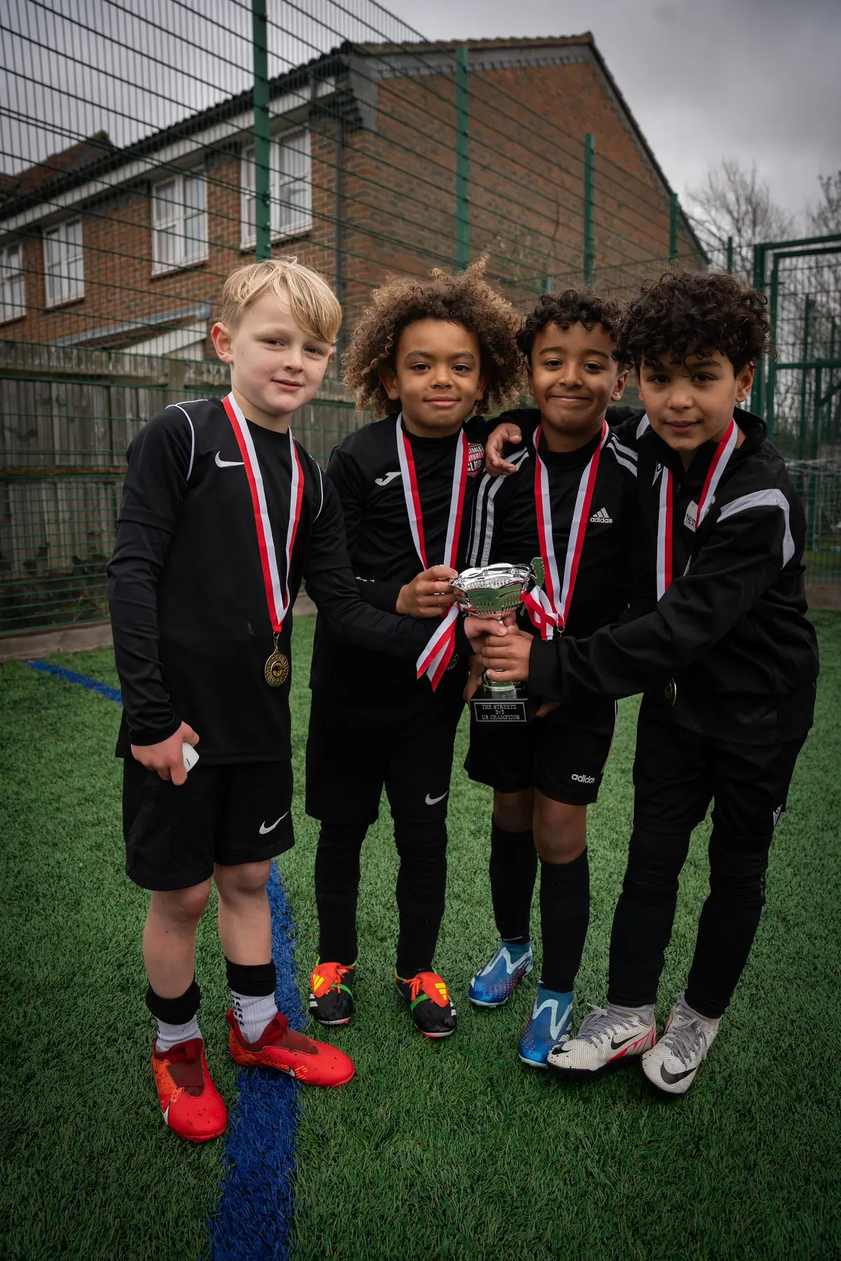 The 3v3 went down on tuesday🔥🔥 Congratulations to the U8 champions Turf and U7 champions South London Elite🫡👏🏼 Crazy talent showcased on the day🙏🏻 #fyp #thestreetzfootball #moretouchesmoretekkers  📸@Threexmedia 