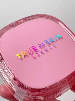 Isn't just makeup, it's skin treatment in a compact and effortless way!