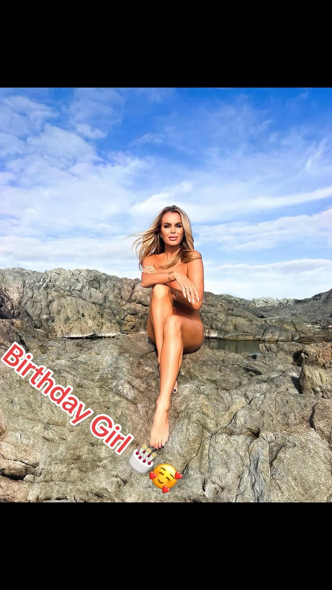 Amanda Holden x Birthday Girl. #fyp #fypシ #foryou #foryoupage #ukcelebs #uktvgirls #amandaholden #birthday #happybirthday #birthdaysuit #glam #makeup #queen #legs #leggy #legsfordays #hot #tease #gorgeous #beauty #beautiful #beautifulwoman #birthdaygirl #viral 