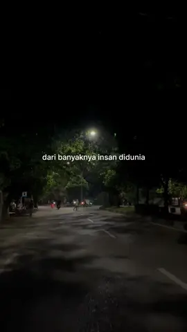 kok mundur, katanya sayang