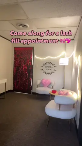 I love bringing life back into your lash sets! 🫶🎀 #houstonesthetician #houstonlashartist #houstonlashtech #houstonlashes #houstonlashextensions #lashextensions #lashartist #lashfills #dayinmylife #estheticianlife #estheticiantiktok #esthetician #estheticianstudent #estheticiantips #estheticiantok 