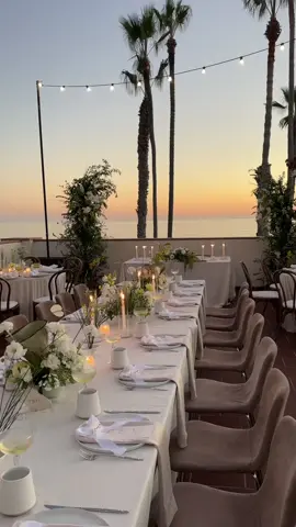 Pov: you get married on the california coast and you let us design your wedding feat. irridescent shell place cars and bow details ✨ #californiawedding #beachweddinginspo #socalweddingplanner 