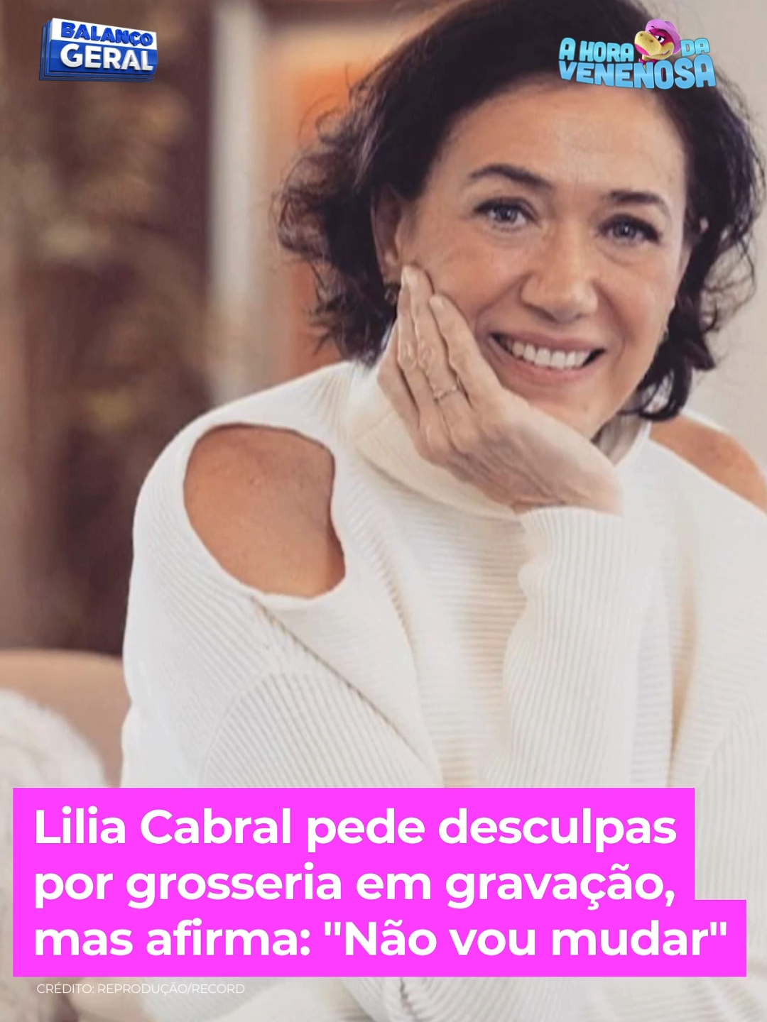 Geniosa? Durante celebração da novela em que é uma das protagonistas, Lilia Cabral chamou a atenção com um discurso aos funcionários da produção. O vídeo mostra que a atriz aproveitou o momento para pedir desculpas a todos por um episódio em que teria gritado em busca de silêncio no set de gravação. Confira!  #AHoraDaVenenosa #BalançoGeral #liliacabralatriz #bronca #pedidodedesculpa