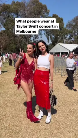 What people wear at Taylor Swift concert in Melbourne 🔥 Follow me for more #taylorswift #taylorswiftmelbourne #whatpeoplewear #StreetStyle #fashion #whatpeoplewearmelbourne #streetstylemelbourne #fashionmelbourne #outfit #concert #melbourne 