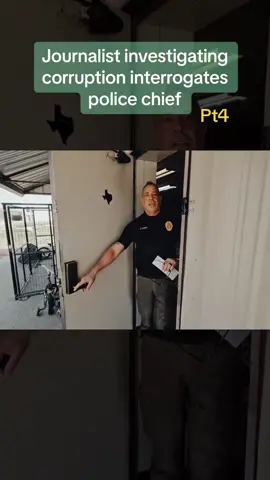 Journalist investigating corruption interrogates police chief #viral #viralvideo #fyp #cops 