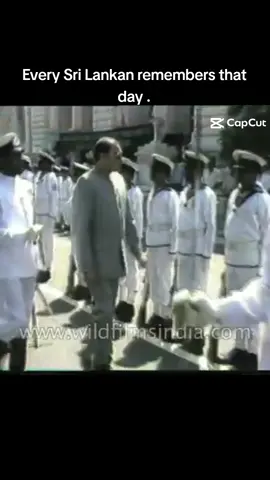 Wijemuni Vijitha Rohana de Silva (born 1965) is a former Sri Lankan navy sailor and an astrologer. He is noted for his assault on Indian Prime Minister Rajiv Gandhi on 30 July 1987 at President's House, Colombo. It was claimed by some as an attempted assassination.[1] He later contested a general election under the Sihala Urumaya party in 2000. #lkmask #fyp #india #foryoupage #philippines #asia 