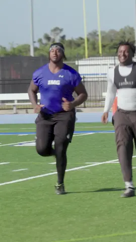 Wanna know what it’s really like to go to IMG Academy??? LINK IN BIO 🫣 #imgacademy #imgfootball #football #hsfootball 