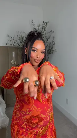 This is your sign mama to get out the house 🥰❤️ #grwm #makeuptutorial #MomsofTikTok #babiesoftiktok #postpartumjourney #postpartumjourney #slayingmotherhood #momfashion #OOTD 