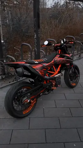 #KTM690SMCr #Supermoto 🚀 🖥️ www.KTM.UA - Запрошуємо відвідати наш сайт   ▫️▫️▫️▫️▫️▫️▫️▫️▫️▫️▫️▫️      #KTM #Husqvarna #GasGas #Moto #Motorcycles  #Enduro #Mototravel #Motocross #MotoUkraine #MotoUA #MotoKiev #MotoKyiv #МотоУкраїна #МотоКиїв #МотоУкраина #МотоКиев #Мото #эндуро #ендуро #мотомагазин #мотосалон #мотоцикл #мотоциклы #мотокросс #мотоцикли #мотоспорт  #KTMUkraine #HusqvarnaUkraine #GasGasUkraine 