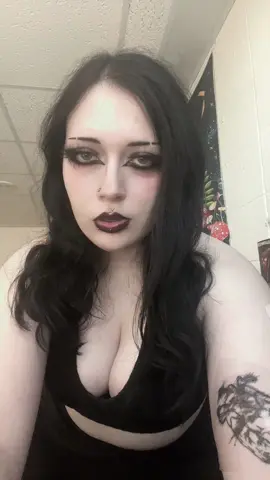 Teeth. #tattoo #alt #tat #goth #grunge #alternative #trending #pov #fy #fyp #piercing #spooky #altgirl #facialpiercings #filter #makeup 