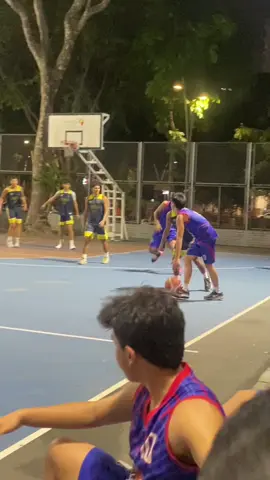 🛼🛼🛼🛼🛼🛼#jogobonito#shifty#anklebreaker#bucket#fy#fypシ゚viral#overtime#ote#ballislife#basketball#easy#hoops#fyptiktok#jordanpoole#fyppppppppppppppppppppppp 