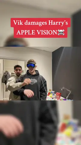 🤣🤣 #vikkstar123 #w2s #ksi #behzinga #sidemenclips #fyp #foryou 