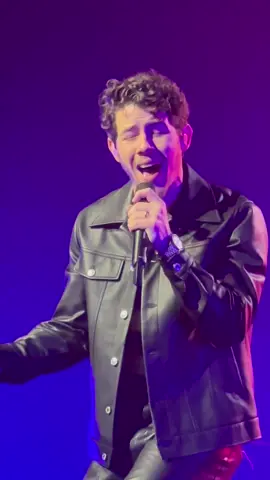 Nick hitting those high notes in Close 🫠🤗😍 #close #nickjonas #jonasresidency #oneyearago #dolbylive #parkmgm #fyp #fypシ @Nick Jonas 