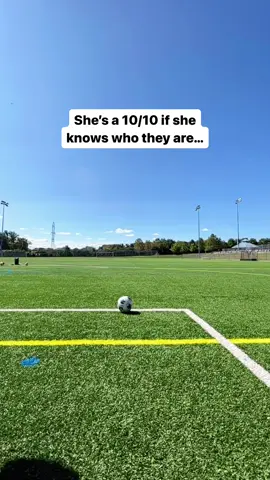 Who you got?👀 @West Coast Goalkeeping 