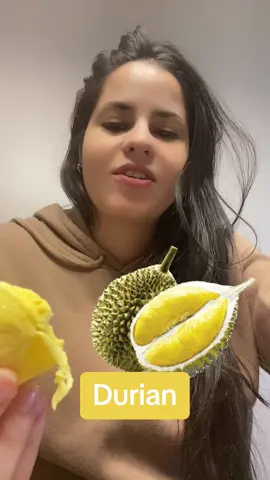 Trying Durian for the first time #durian #fyp #exoticfruit #ohmagash 
