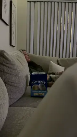 Sunday nights  #fyp #belowdeck #winedrunk @izzy 