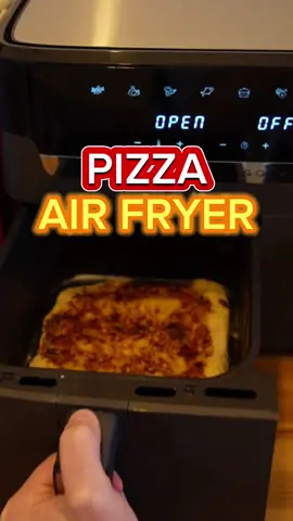 PIZZA Air FRYER 🍕👨‍🍳 #Pizza #AirFryer #airfryermaster #airfryerrecipes #airfryertiktok #Recette #EdouardCuisine #RecetteSimple #RecetteRapide #RecetteFacile #Receta #Recipe #Italia #Italie #italy #pizzaiolo #FastFood #Food #Degustation 