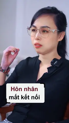 Hôn nhân mất kết nối. #giangdinh #giangdinh_nhavan #tamly #tamlyhoc #tinhyeu #vochong #tuvantamly 