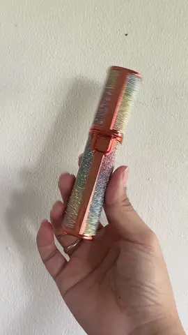 Sinong magaakalang Shaver to? 😱 Grabe, ang elegant nya! Perfect saatin ito, Ladies! 💖 #eyebrowtrimmer #blawlesstrimmer #shaverforwomen #batteryoperatedeyebrowtrimmer #monikatamayo 