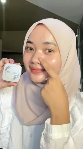 Sunscreen Bebas Kusam❗️✨ Produk dari MS GLOW ternyata sebagus itu, aku langsung jatuh cinta sih. Lagi aku pakai tiap hari, dan kulit wajah jadi lebih glowing! Kalian wajib punya sih sunscreen ini🤏🏻✨🥰  #msglowamanterpercaya #msglow 