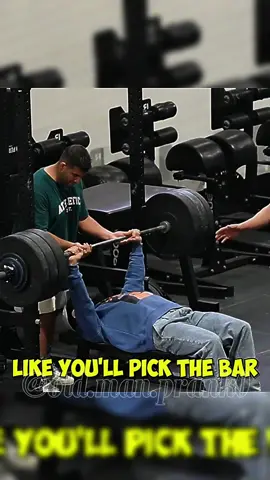 Anatoly gym prank 😂😂😂#anatoly #oldmanprank #pranks #foryou #gym #yfp 