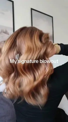 My signature blowout look with three products from @Percy & Reed 👩🏻‍🦰    #percyandreed #blowouthair #healthyhair #hairstyling #hairtutorial #gingerhair 