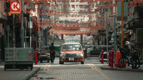 HONG KONG  #hongkong #hongkong90s #phimtailieu #纪录片 #chữalành #travelhongkong #nhưcốnhặtmộtgiấchồimộng #longervideos #quangdong #fyp #viral 