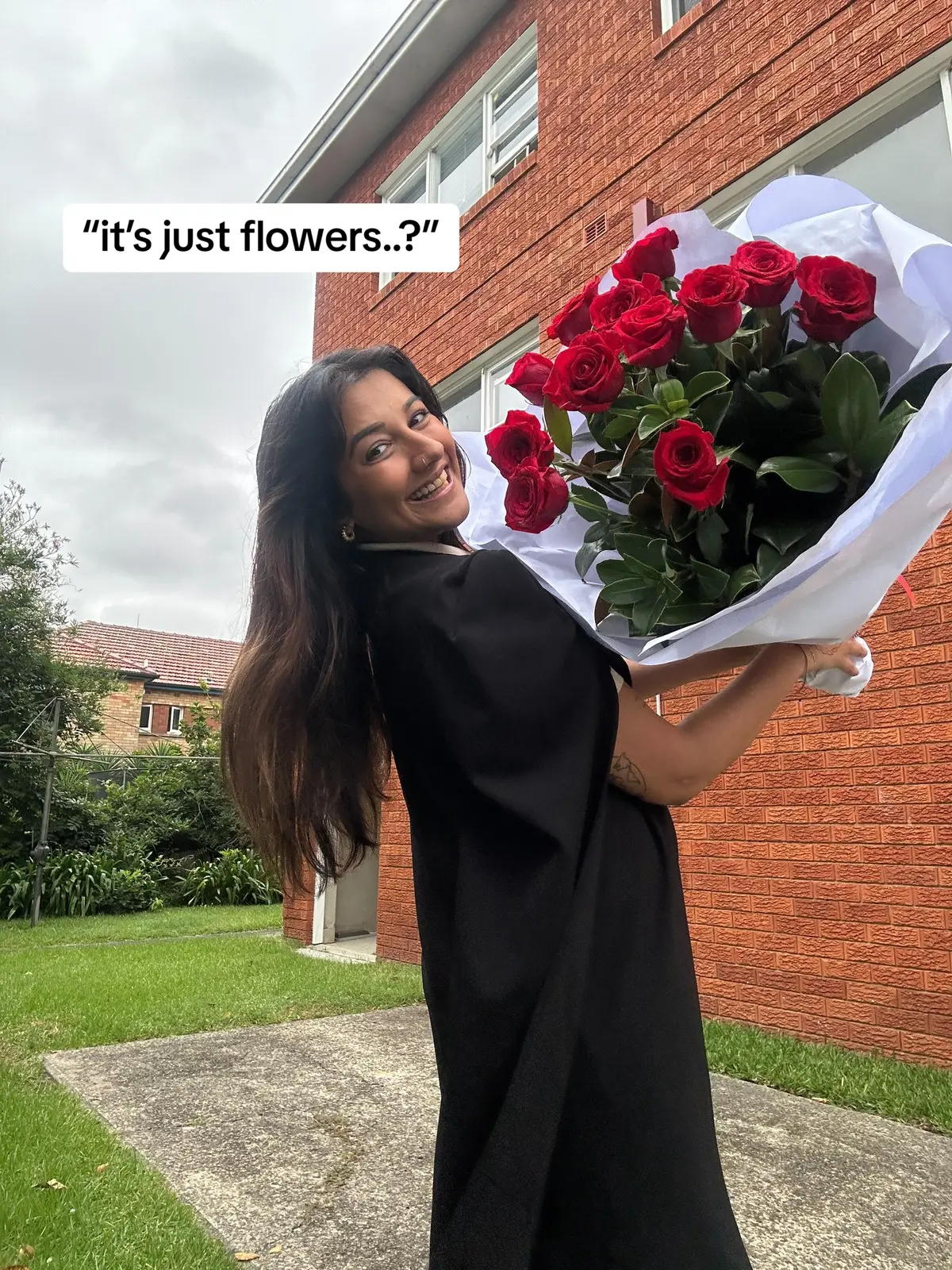 i love flowers more than life itself #desi #fup #fypシ #browntiktok #hardlaunch #softlaunch #datingstorytime #instagramcaptions #softlaunchcaptions #hardlaunchcaptions #datingstorytime #datinglife #pinterestinspired #redroses 