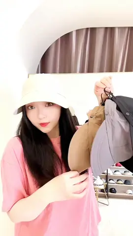 Topi Kece bikin tambah pede aja #topivisorwanitaviral🥰🔥🤩 #ootdfashion #topibucket #topibuckethat 