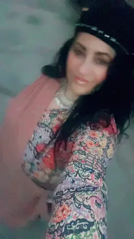 Hello  my lovely friends 🙋🏻‍♀️@Irfanbutt loves jesseepoo 