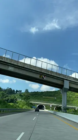 Trowongan terpanjang diindonesia… Tol Cisundawu, Sumedang #fyp #foryoupage #fypシ゚viral 