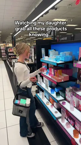 Broke bestie… who can relate? 🤣 #fyp #shopping #sephora #motherdaughter #relatablecontent 