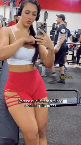 Me segue la no inst4 eumylla_ 🫶🏼 . . . #morenalinda #morenas #lookfitness #marombeira #musculação #gymgirltiktok 
