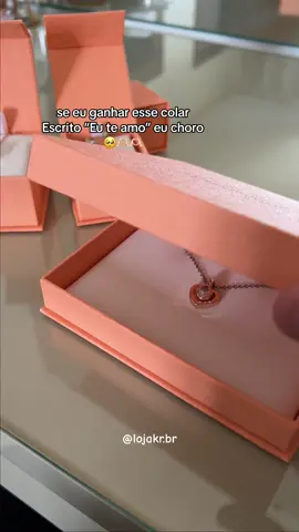 Esse foi o melhor presente que dei para ela 🥺🧡🫶🏻 #foryou #presente #presenteparanamorada #namorada #colarpersonalizado 