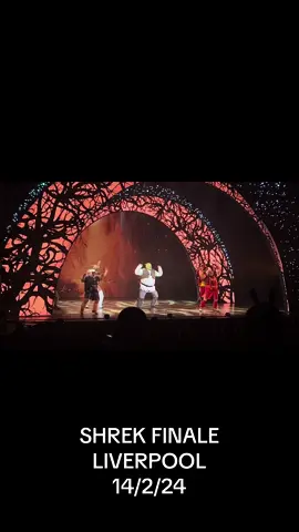 Shrek finale liverpool Empire 14/2/24 💚 #shrek #shrekisloveshrekislife #shrekthemusical @Liverpool Empire #liverpool #liverpoolempiretheatre #musicals #musicaltheatre #donkey #fiona #fyp #tiktok 