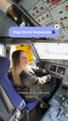 Un día normal de la chamba.👩🏼‍💻🎥  @Bloom Nutrition #bloompartner  #parati #Vlog #godin #godinez #miprimerachamba #chamba #marketing #pov #karinaadehoyos #CapCut 