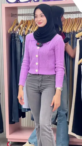 Kak naput tinggi banget yaa, ada yang bisa tebak tingginya berapa ? #TiktokShopOOTD #JinisoEntertainment    #Jiniso #jeansviral #jinisojeans #bestsellers #jeanshighwaistmurah #racuntiktokshopmurah #jeanswanita #fyp #belilokal #InspirasFashionRamadhan 