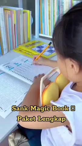 sank magic book paket lengkap. sangat membantu banget untuk anak yang lagi belajar nulis 😍😍 #sankmagicbook  #calistung 