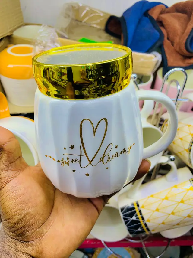 Just get your mirror couple cups today 🤓#fyppppppppppppppppppppppp #fypシ゚viral #uganda @bruno_22🌺🦋 