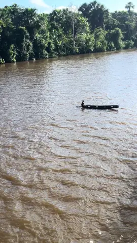 A realidade no Marajó 🥺 #marajó #criança #pará #fly #flyp 