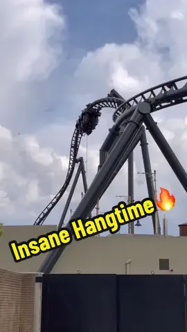 Stalling Upside Down on Batman: Gotham City Escape 🤩🔥 #batman #rollercoaster #parquewarner #madrid #fyp 