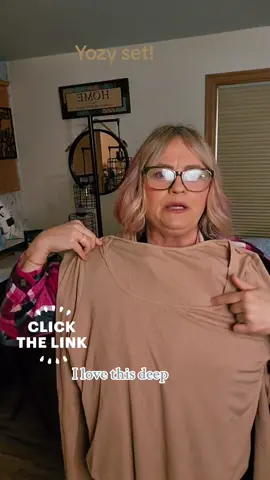 2 peice womens body suit  under $14 #ad #yozy  if you want in on this giveaway please comment and I will add your name to a raffel. you will be responsible for shipping unless you are local to me. 